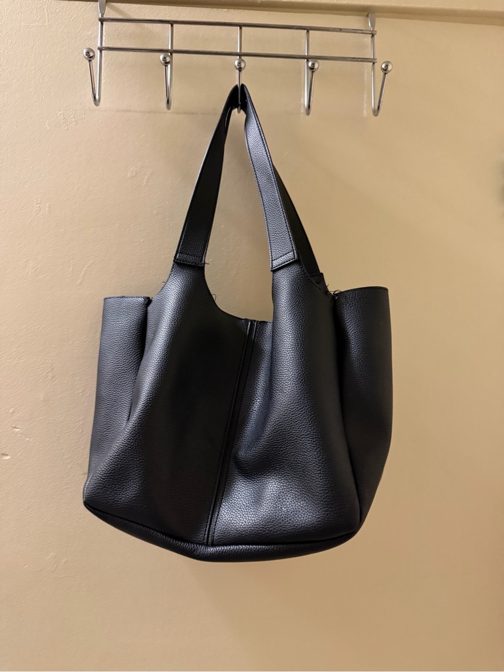 Minimalist Black Pebbled Tote Bag - Unbranded